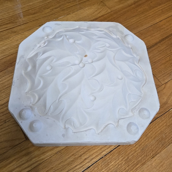 Slip Cast Plaster Mold Atlantic Holly Poinsetta 11.5" Serving Plate - Picture 1 of 7